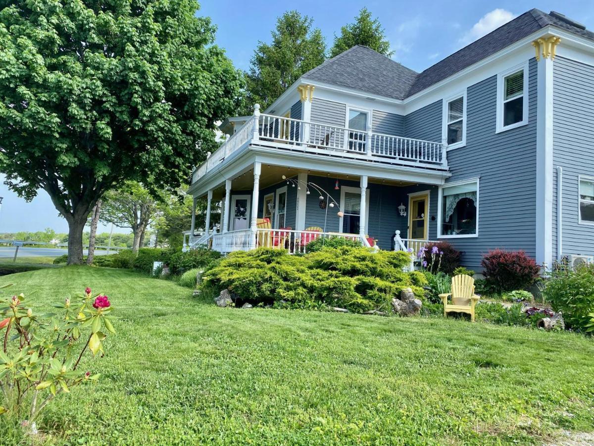 Toba'S Bed & Breakfast Lunenburg Εξωτερικό φωτογραφία