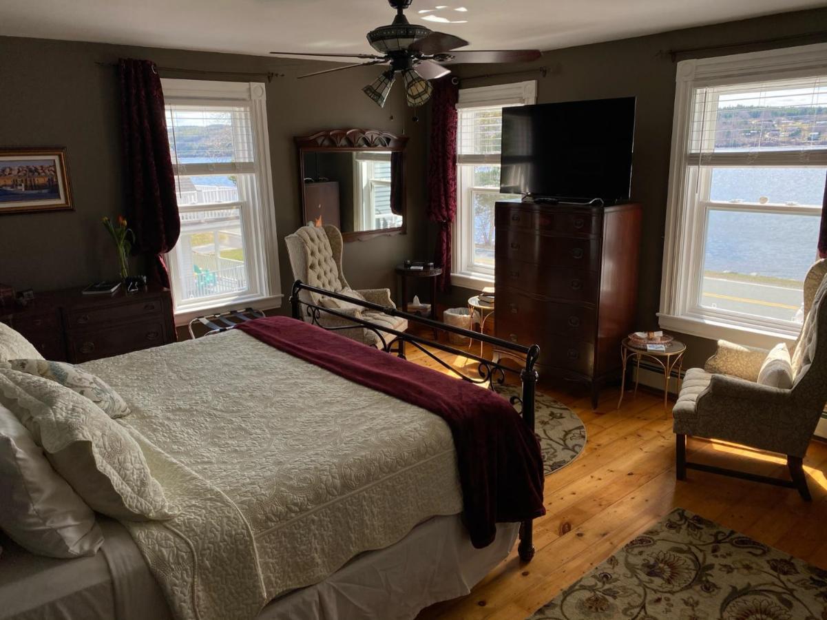 Toba'S Bed & Breakfast Lunenburg Εξωτερικό φωτογραφία