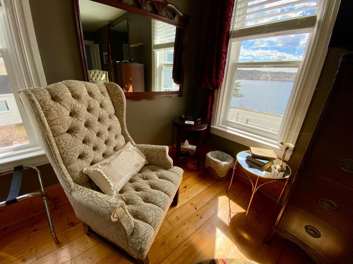 Toba'S Bed & Breakfast Lunenburg Εξωτερικό φωτογραφία