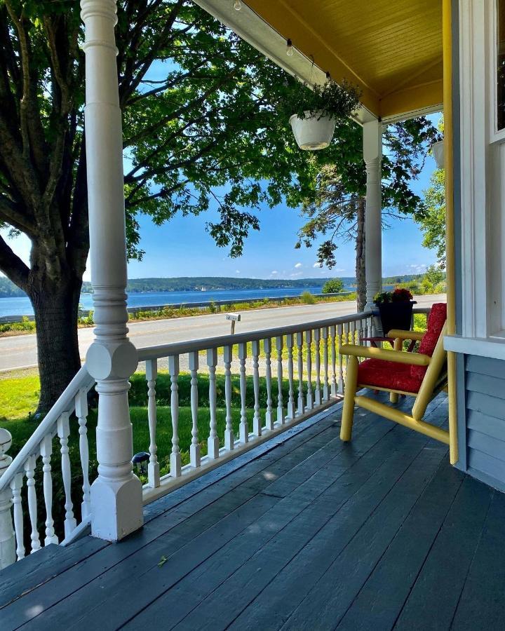 Toba'S Bed & Breakfast Lunenburg Εξωτερικό φωτογραφία