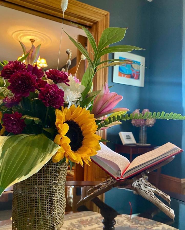 Toba'S Bed & Breakfast Lunenburg Εξωτερικό φωτογραφία