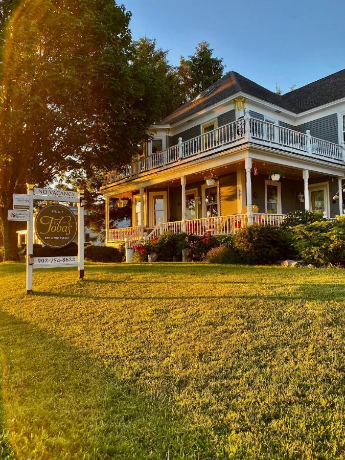 Toba'S Bed & Breakfast Lunenburg Εξωτερικό φωτογραφία